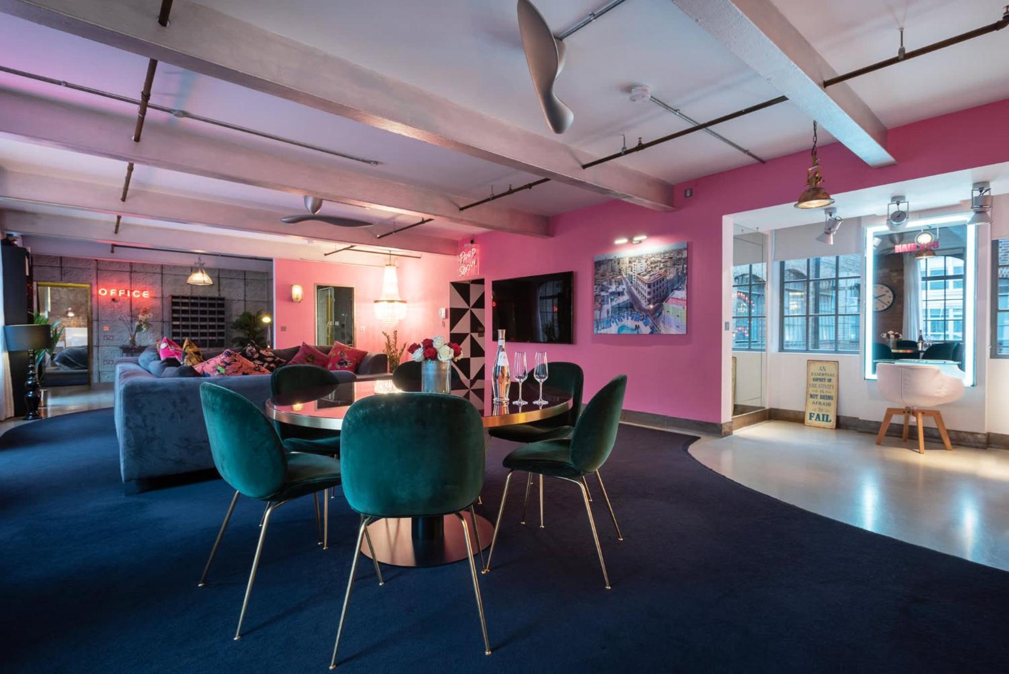 Amazingly Luxurious Loft Apartment, Soho - 3 Bedrooms, 2 Bath & Office ロンドン エクステリア 写真